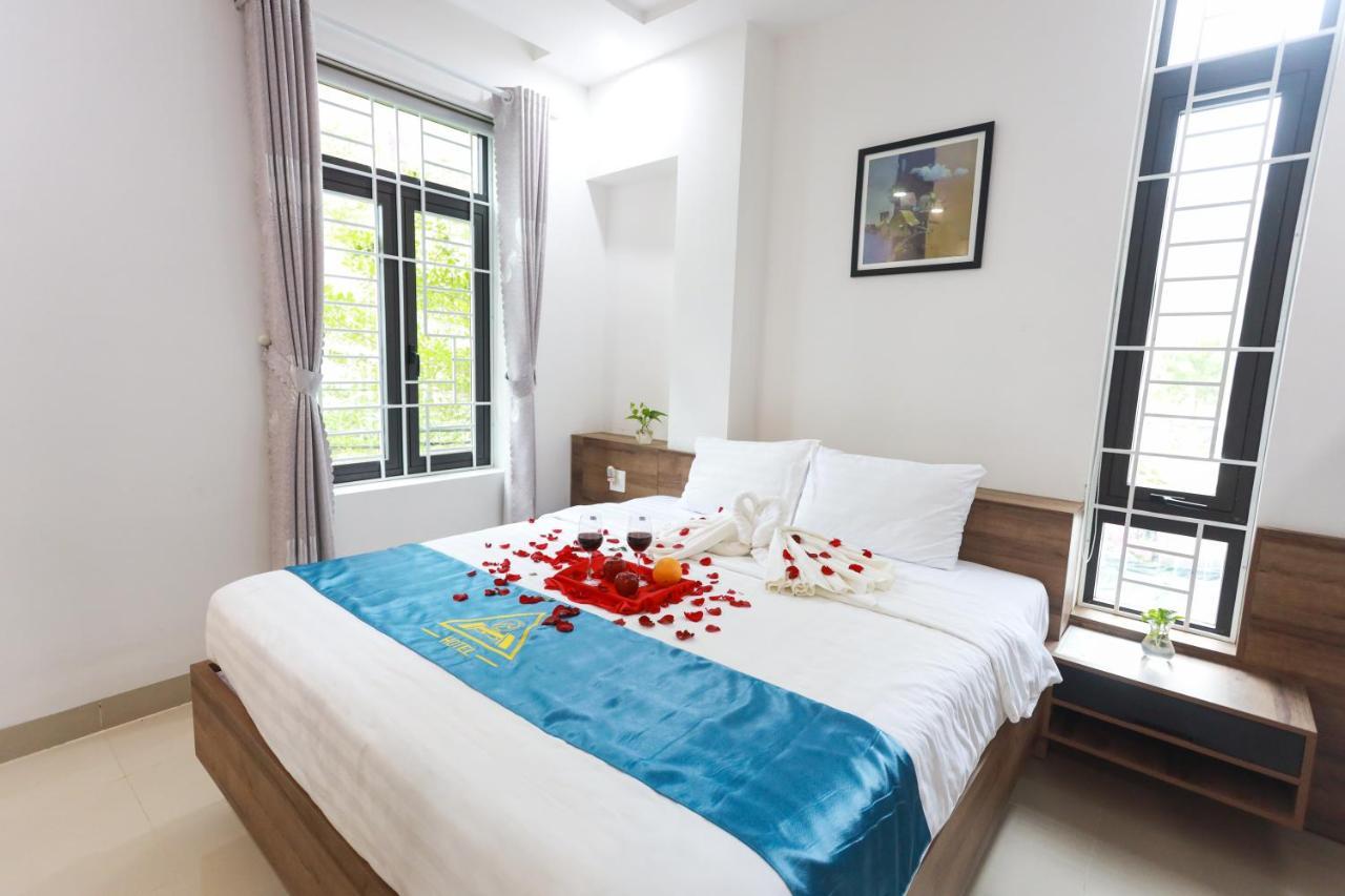Hoc Huong Hotel クイニョン エクステリア 写真